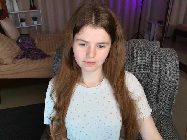 Lilith-BloomX live cam preview