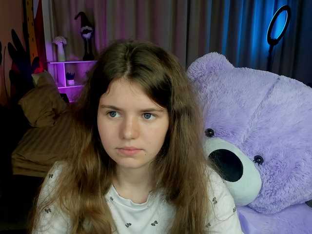 Lilith-BloomX live cam preview