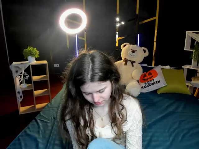 Lilith-BloomX live cam preview