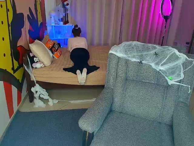 Lilith-BloomX live cam on BongaCams