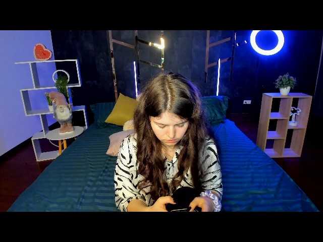 Lilith-BloomX, en directo ahora en BongaCams