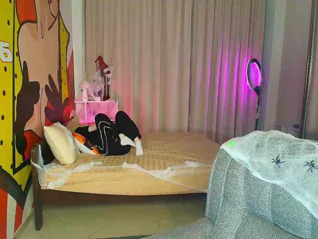 Lilith-BloomX live cam on BongaCams
