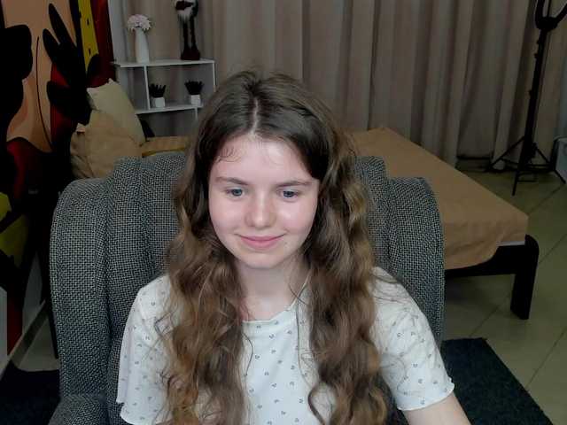 Lilith-BloomX live cam preview