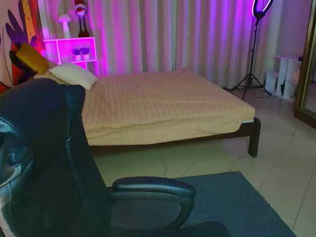 Lilith-BloomX live cam on BongaCams