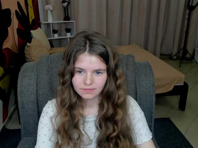 Lilith-BloomX live cam preview