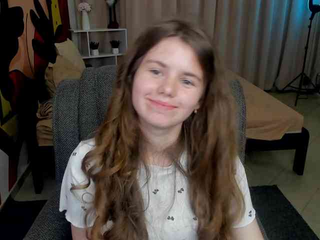 Lilith-BloomX webcam