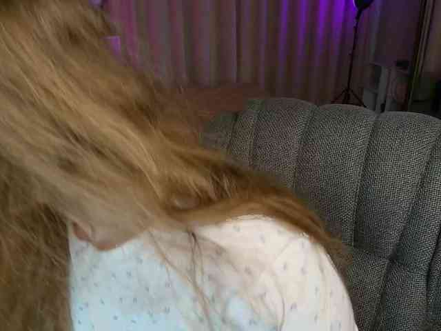 Lilith-BloomX webcam
