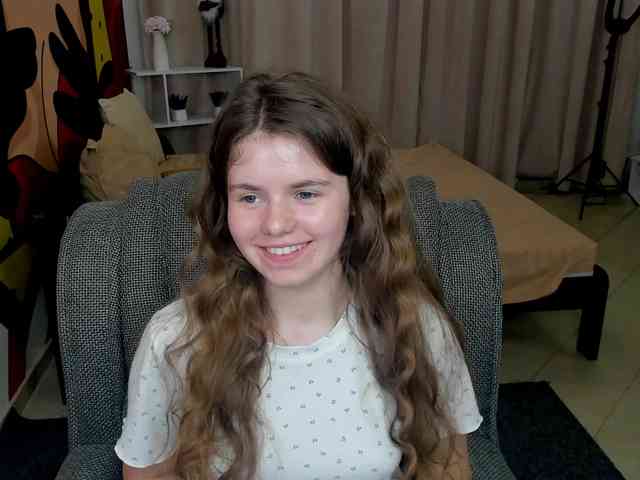 Lilith-BloomX webcam