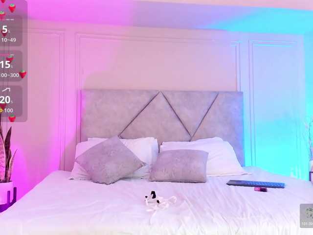 CloeeMiller live cam on BongaCams