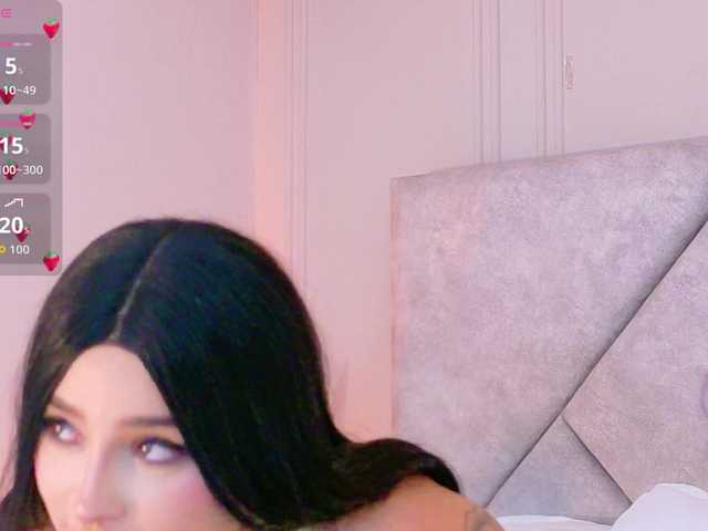CloeeMiller live cam on BongaCams