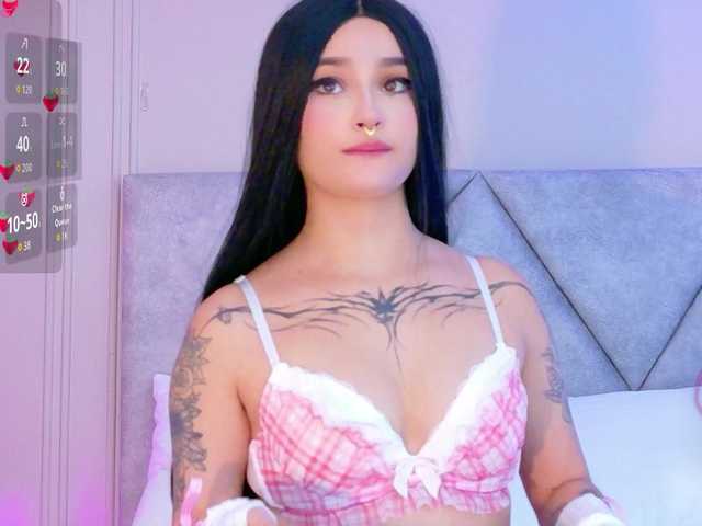 CloeeMiller live cam on BongaCams
