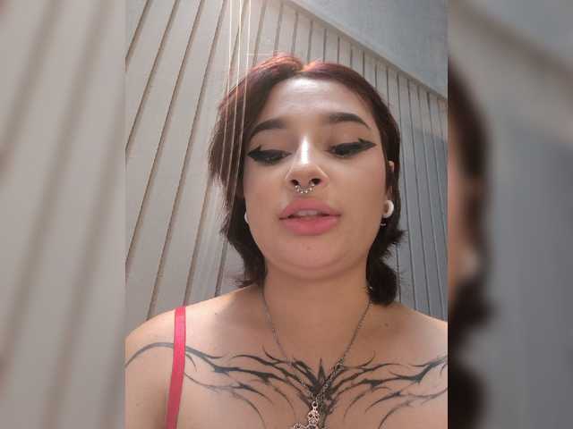 CloeeMiller live cam on BongaCams