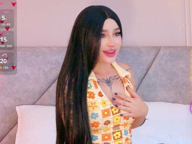 CloeeMiller live cam on BongaCams