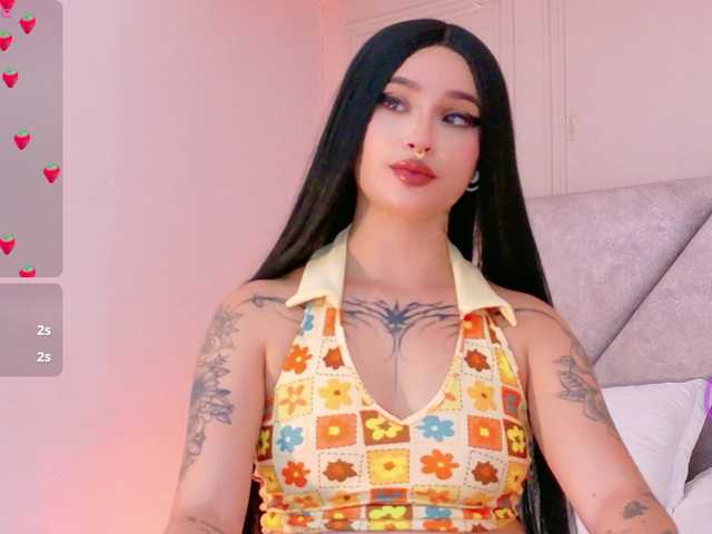 CloeeMiller live cam on BongaCams