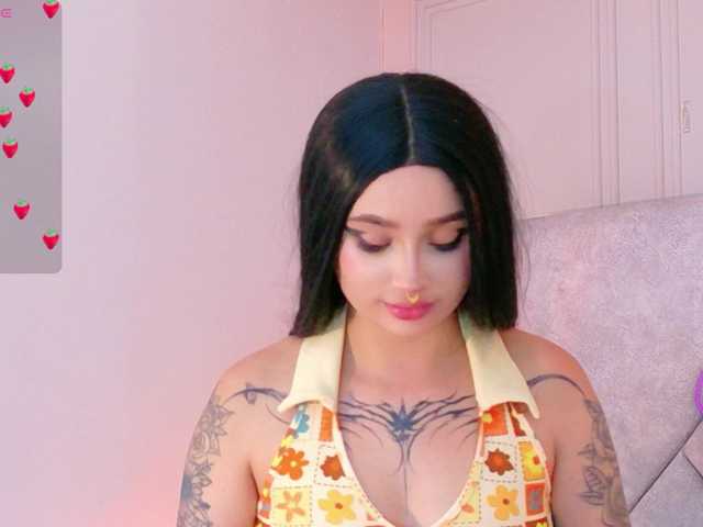 CloeeMiller live cam on BongaCams