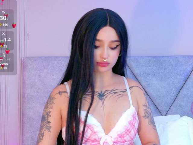 CloeeMiller live cam on BongaCams