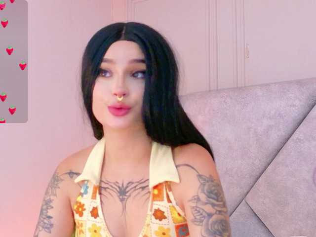 CloeeMiller live cam on BongaCams