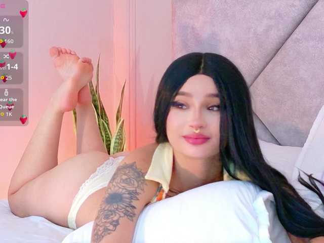CloeeMiller live cam on BongaCams
