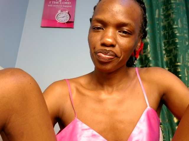 Pinkslut25 live cam preview
