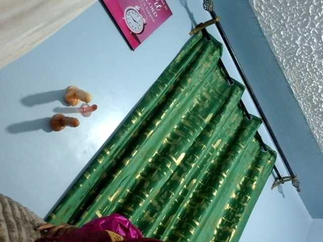 Pinkslut25 live cam on BongaCams