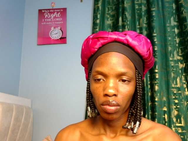 Pinkslut25 live cam on BongaCams