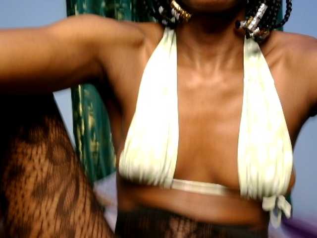 Pinkslut25 live cam preview