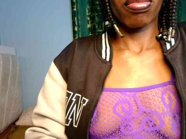 Pinkslut25 webcam