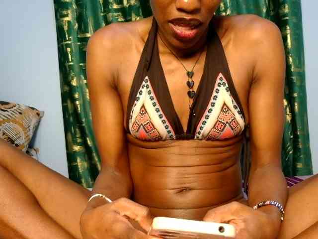 Pinkslut25 webcam