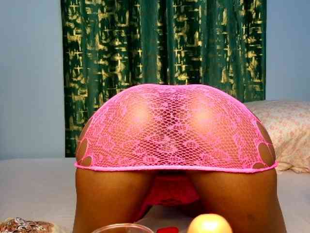 Model: Pinkslut25