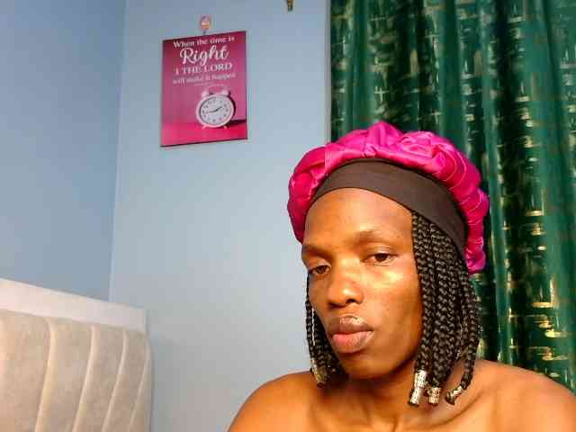 Pinkslut25 webcam