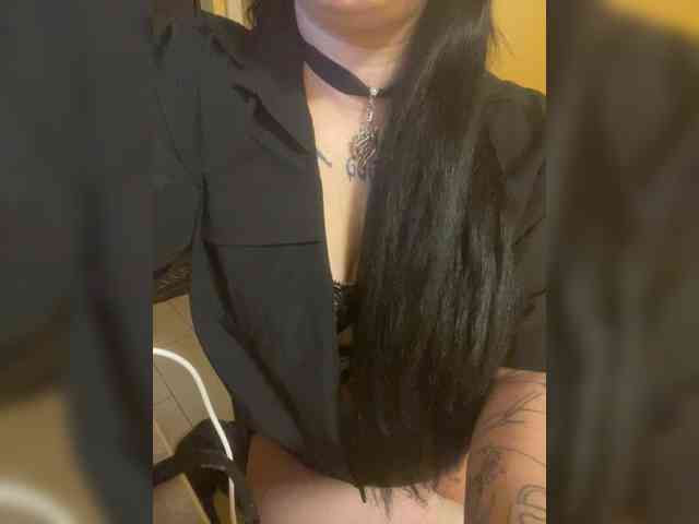 Maya999 webcam