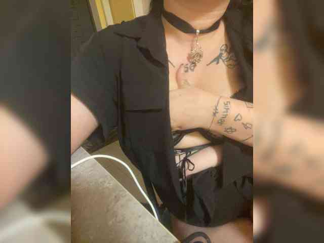 Maya999 webcam