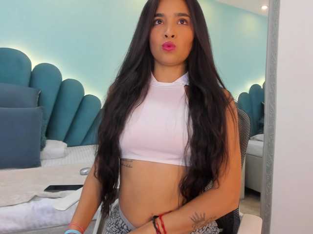 KiiraDreamm, en directo ahora en BongaCams