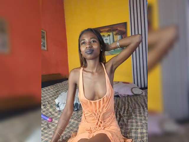 Nathascha live cam on BongaCams