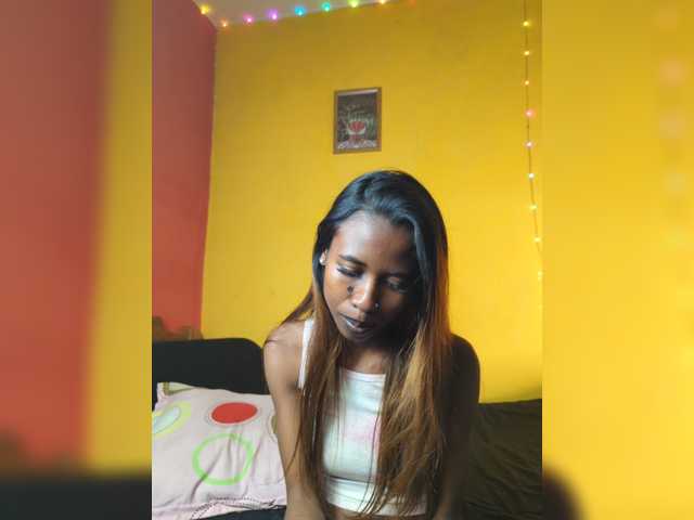 Nathascha live cam on BongaCams