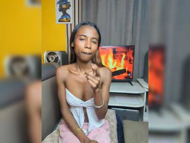 Nathascha live cam on BongaCams