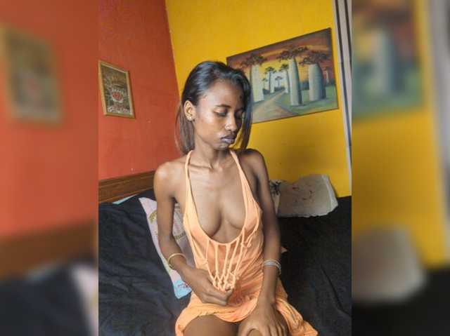Nathascha live cam on BongaCams