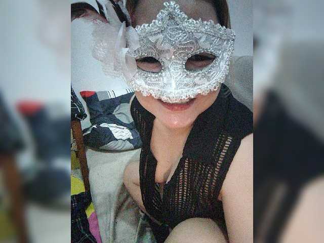 AsianMhiendy live cam on BongaCams