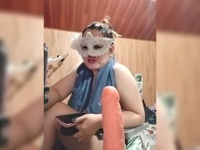 AsianMhiendy live cam on BongaCams