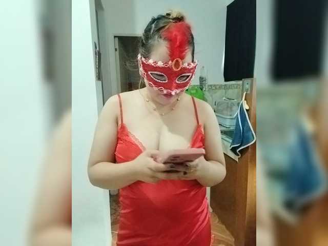 AsianMhiendy live cam on BongaCams