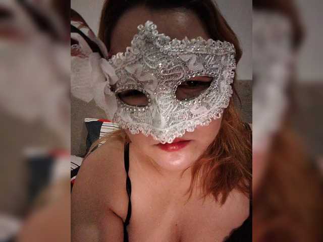 AsianMhiendy live cam on BongaCams