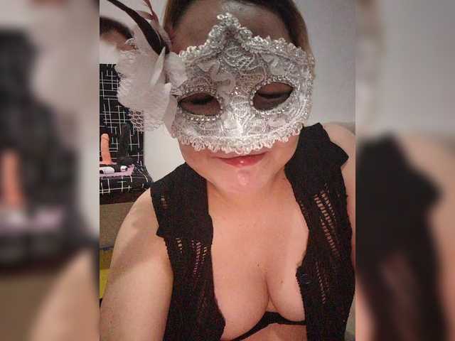 AsianMhiendy live cam on BongaCams