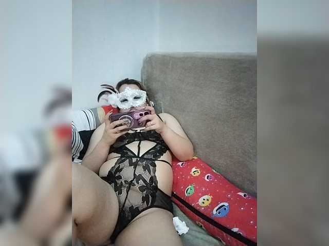 AsianMhiendy live cam on BongaCams