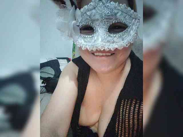 AsianMhiendy webcam