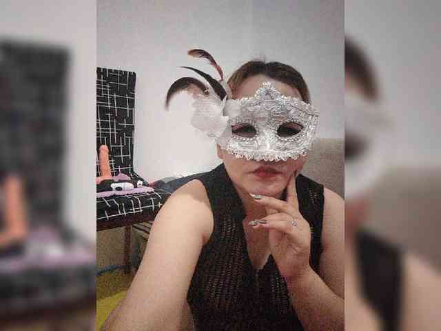 AsianMhiendy webcam