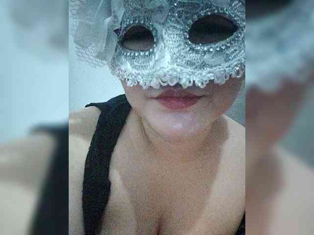 AsianMhiendy webcam