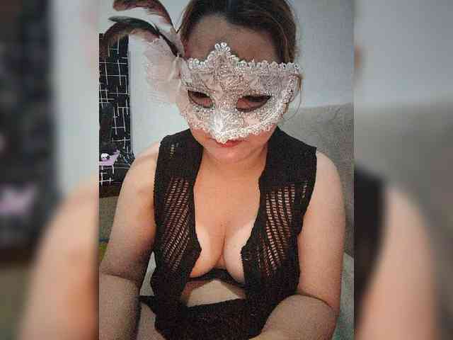 AsianMhiendy webcam