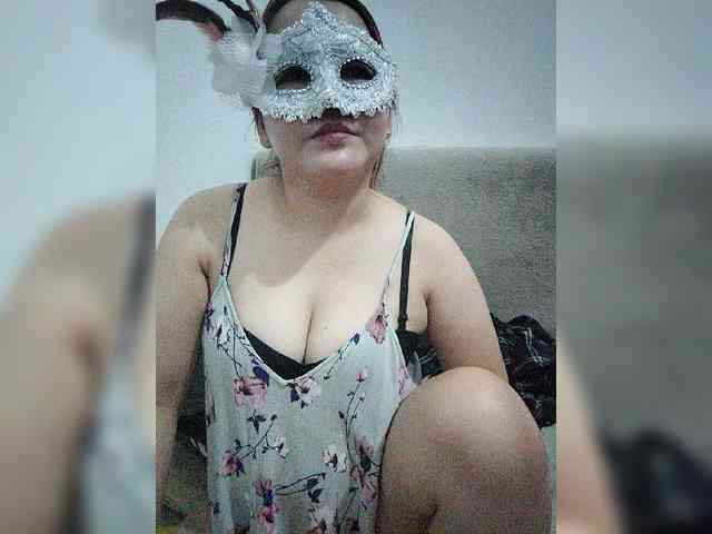 Model: AsianMhiendy