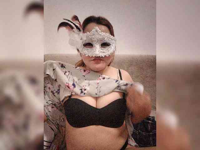 AsianMhiendy webcam