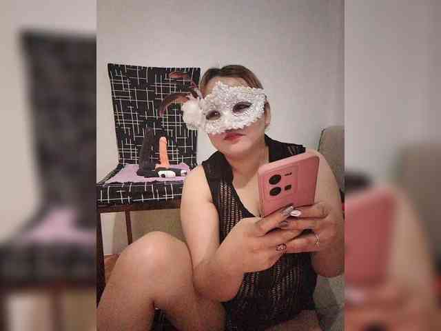 AsianMhiendy webcam